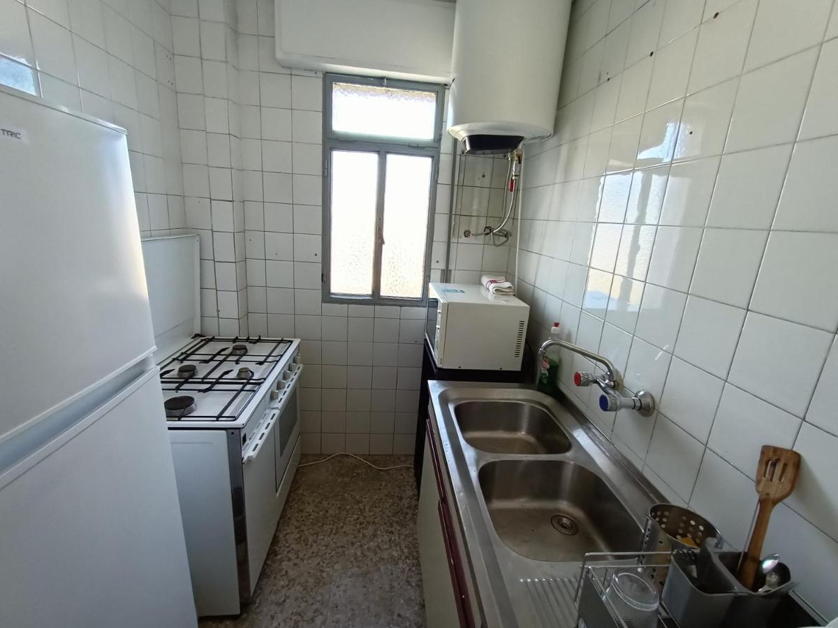 Apartamento 3 Dormitorios Con Aire Acondicionado Granada Exterior photo